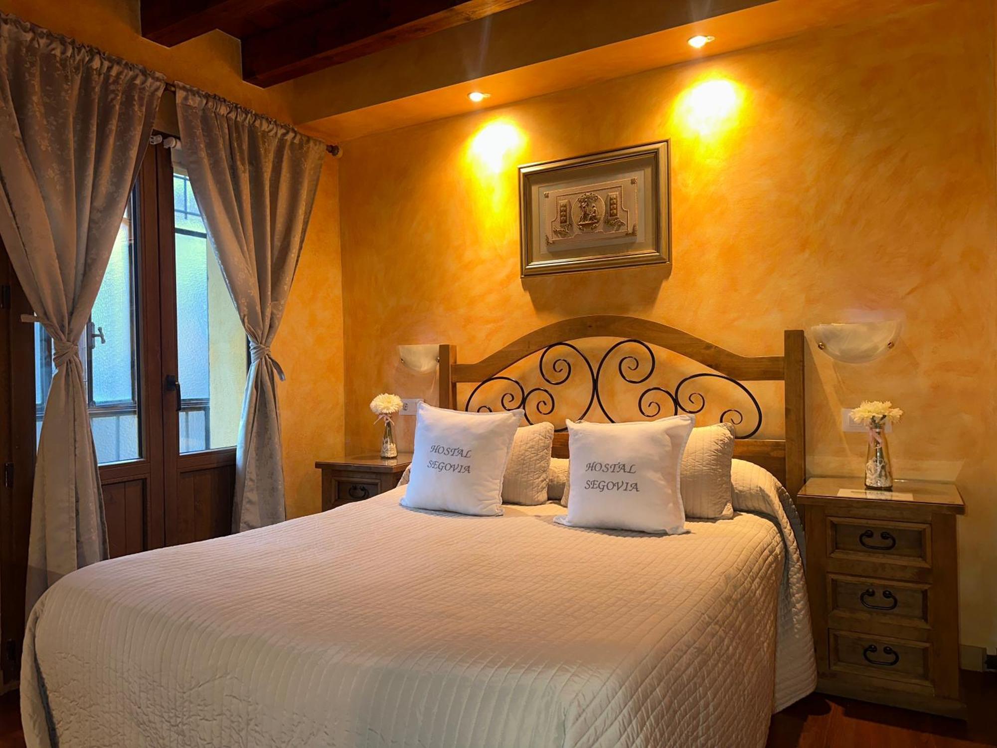 Hostal Segovia Adults Only 외부 사진