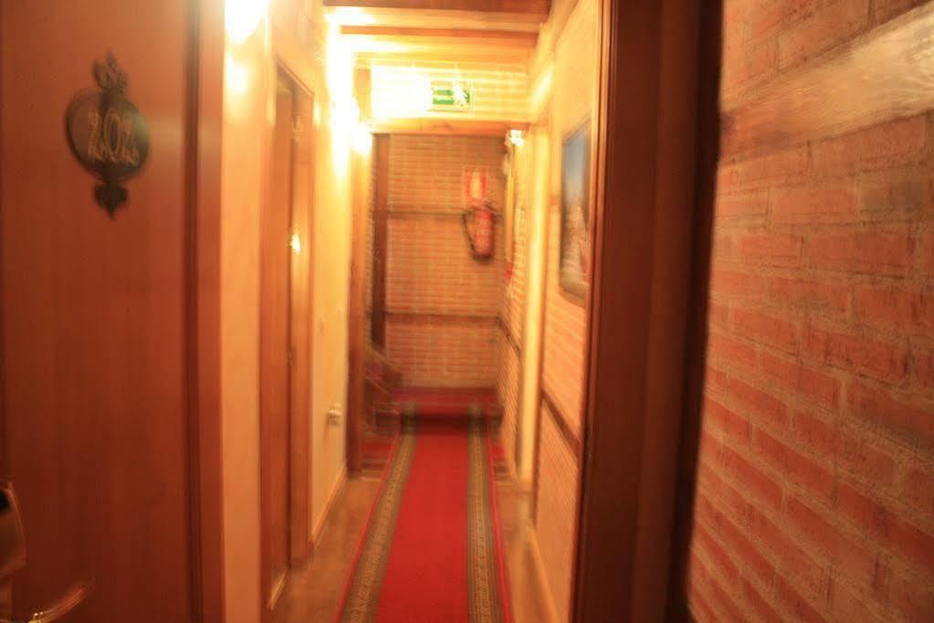 Hostal Segovia Adults Only 외부 사진